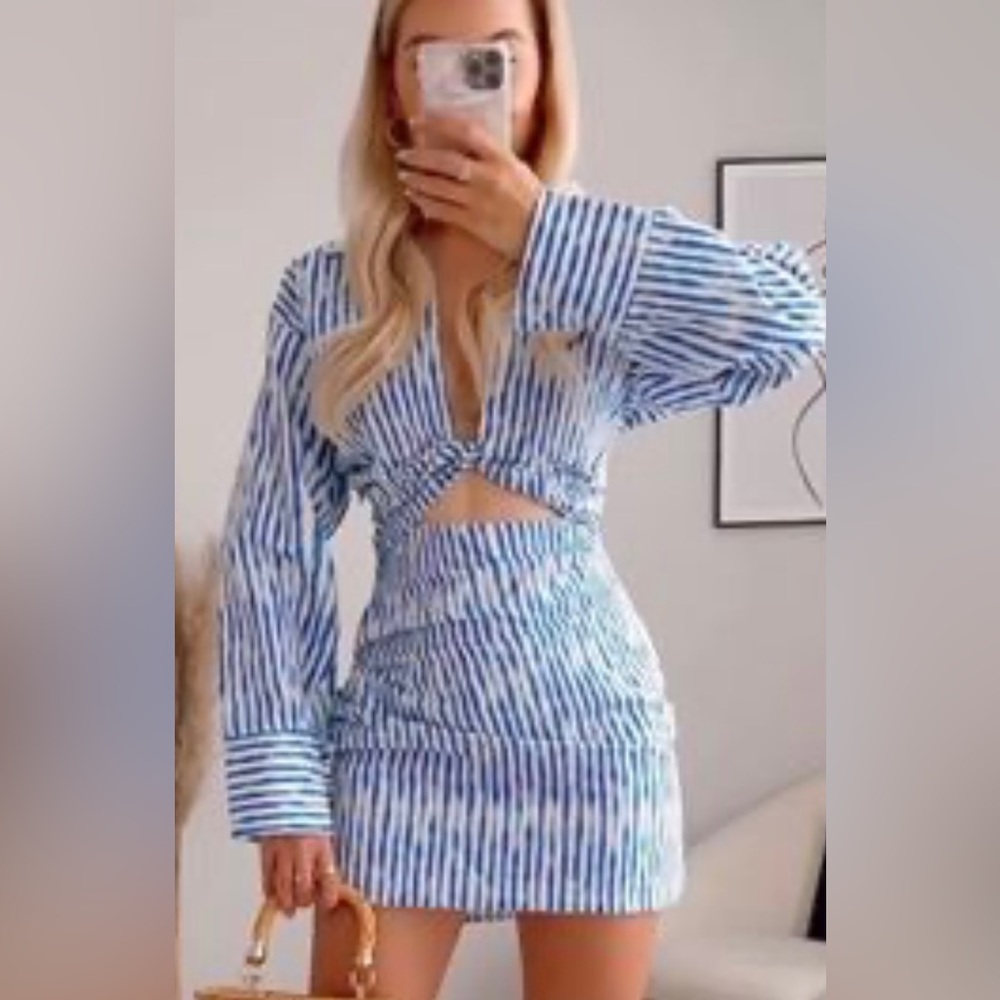 Women’s Zara Striped Linen Blend Mini Dress with Cut Out Details Size Large